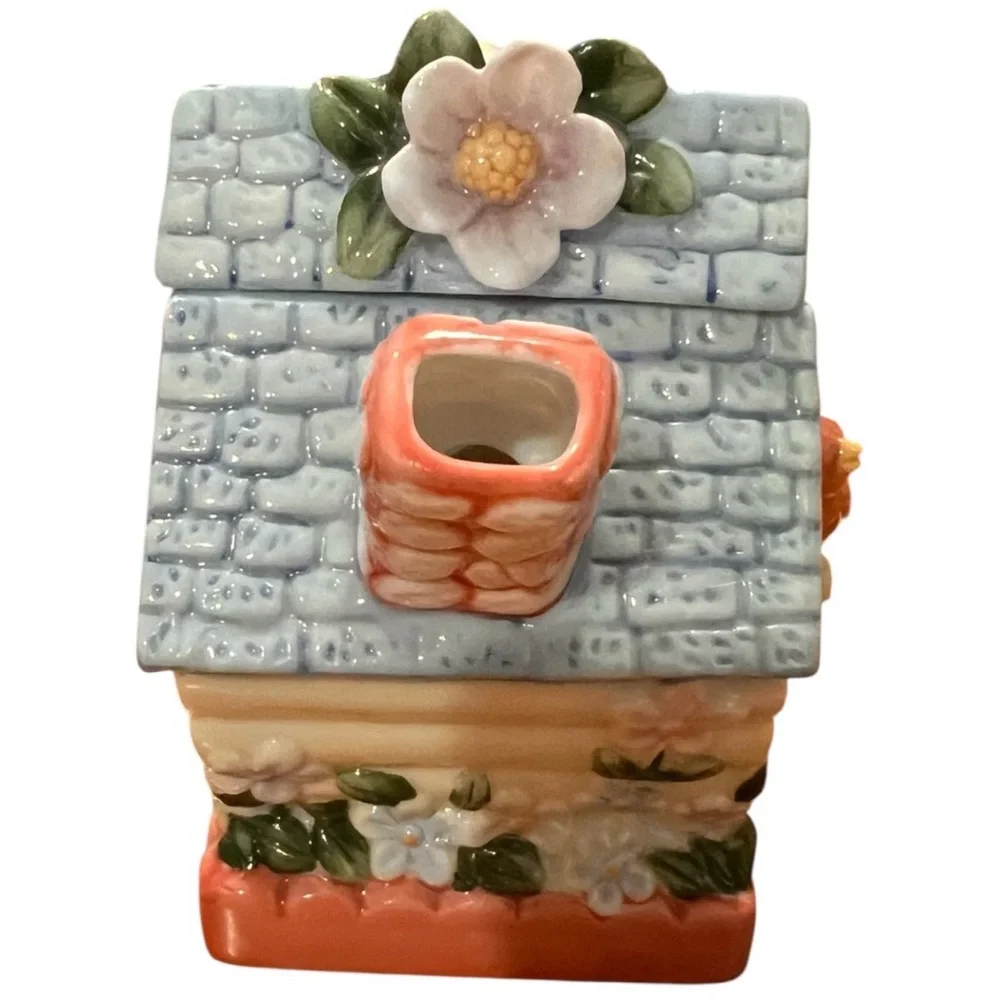 Vintage 1970's Westland Teapot, a Miniature Cottage Birdhouse.